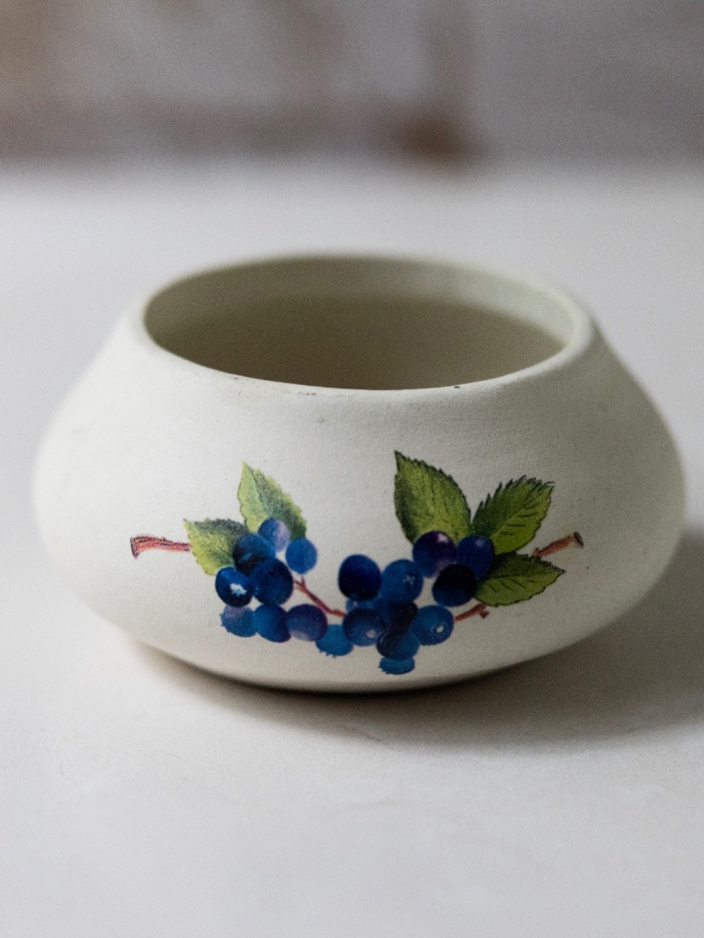 Shallow pottery bowl with blueberries - planter or candle - 4" wide